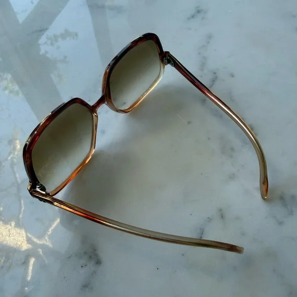Vintage 70s Style Square Sunglasses - Picture 4 of 5
